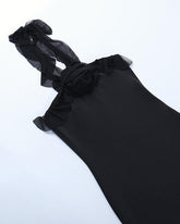 Data Alter – Asymmetrisches Neckholder-Kleid